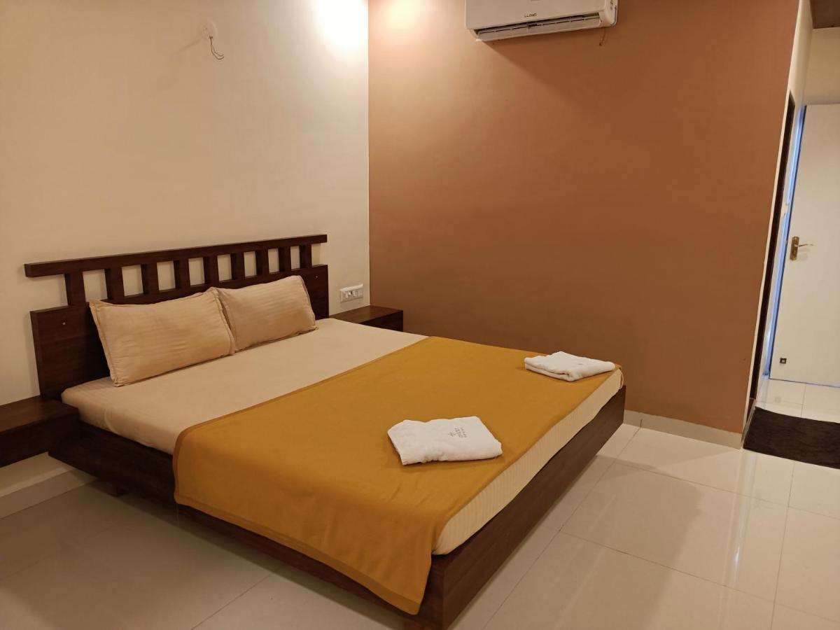 O'Nest Countryside Hotel Surai Luaran gambar