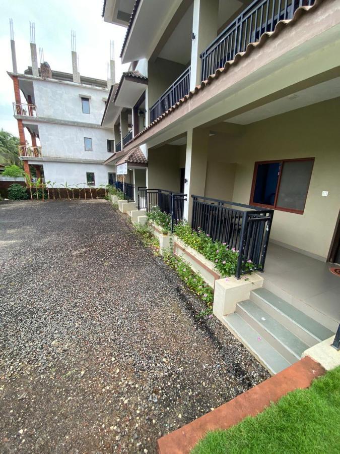 O'Nest Countryside Hotel Surai Luaran gambar